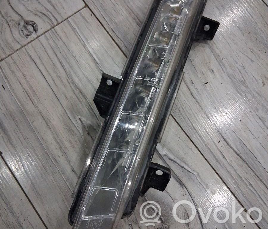 Renault Clio IV Proiector lumini zi LED 