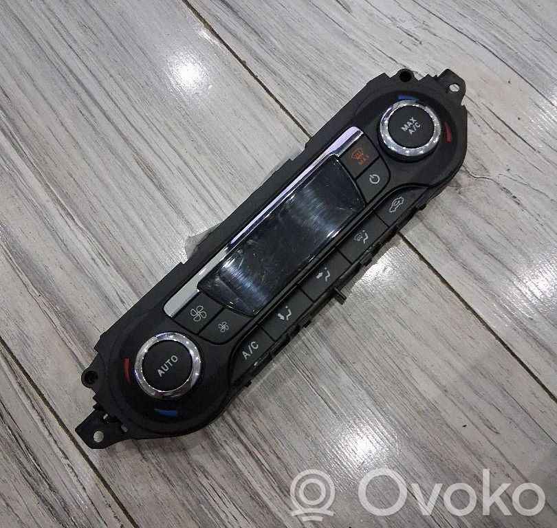 Ford C-MAX II Climate control unit 