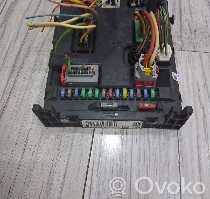 Peugeot 207 Comfort/convenience module 