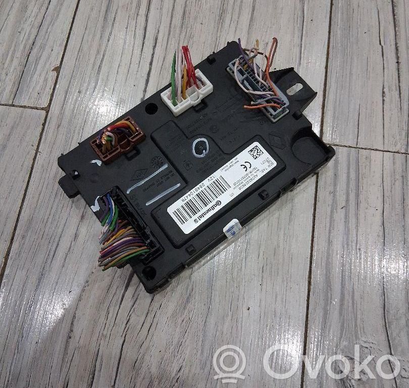 Dacia Sandero II Comfort/convenience module 