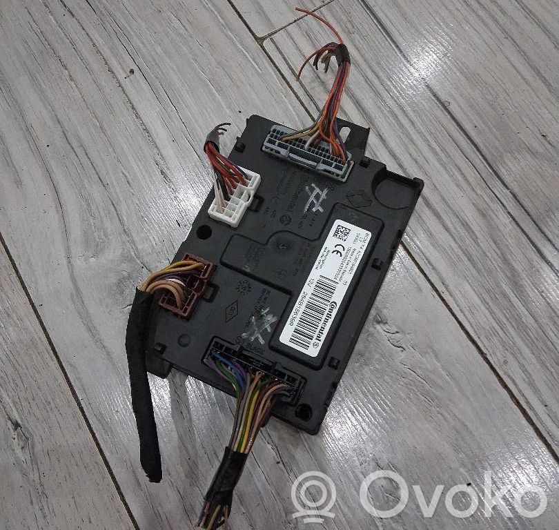 Renault Clio IV Komforta modulis 