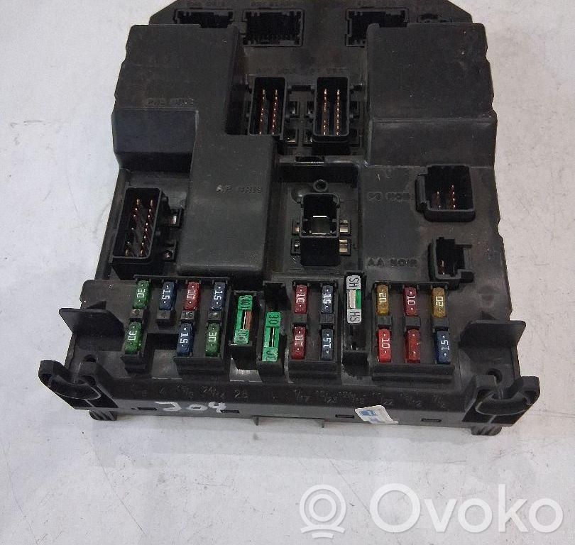 Peugeot 307 Comfort/convenience module 