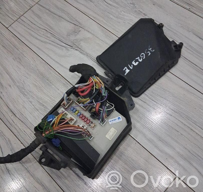 Renault Clio III BSM Control unit 