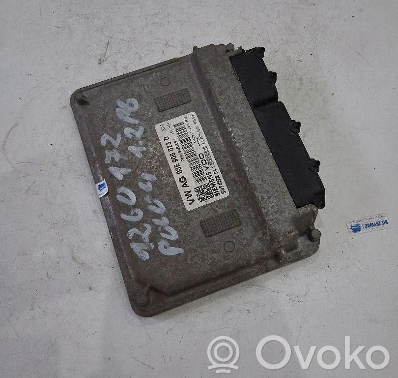 Volkswagen Polo VI Komputer / Sterownik ECU silnika 