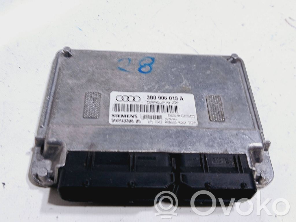 Audi A4 S4 B5 8D Engine control unit/module 