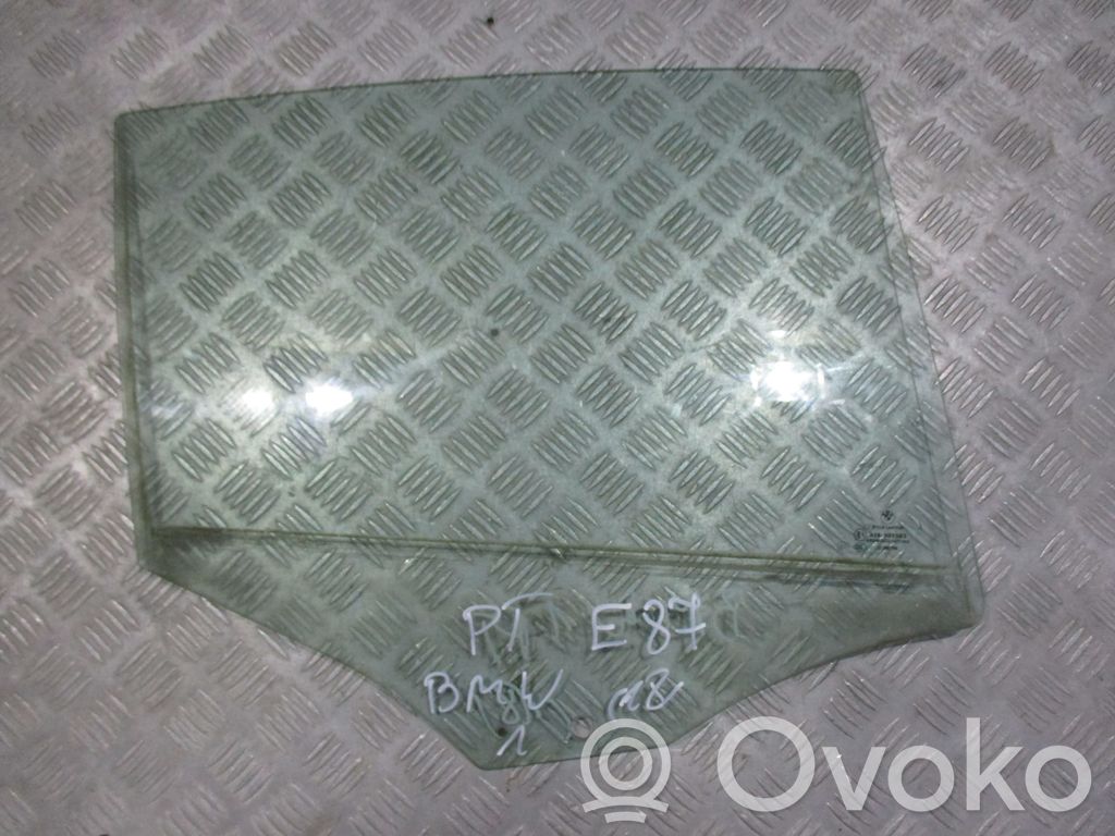 Rear door window glass