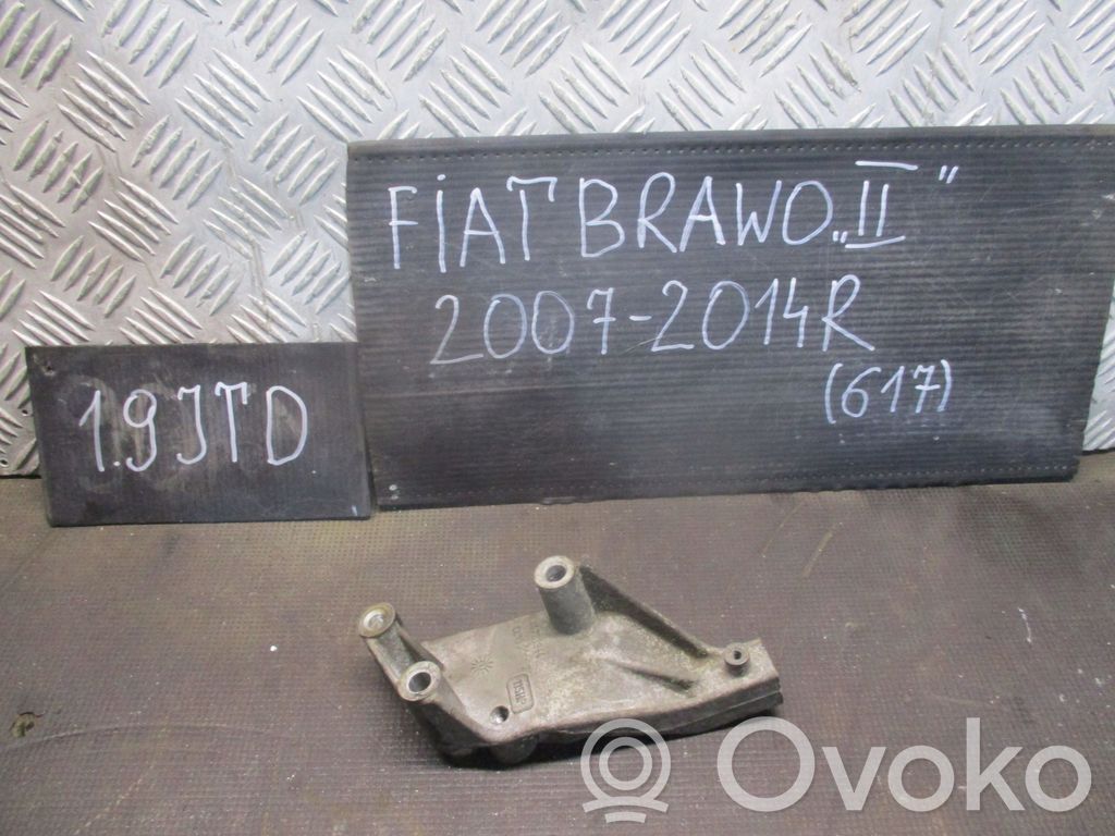 Fiat Bravo Engine mounting bracket 