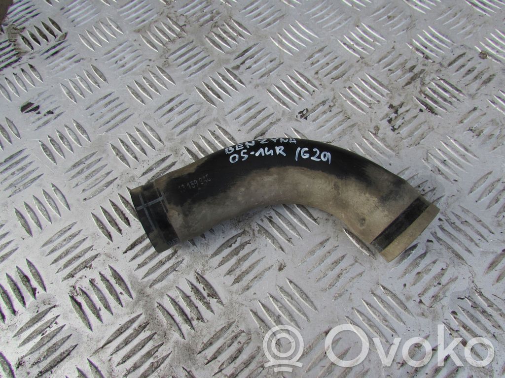 Opel Zafira B Tube d'admission de tuyau de refroidisseur intermédiaire 