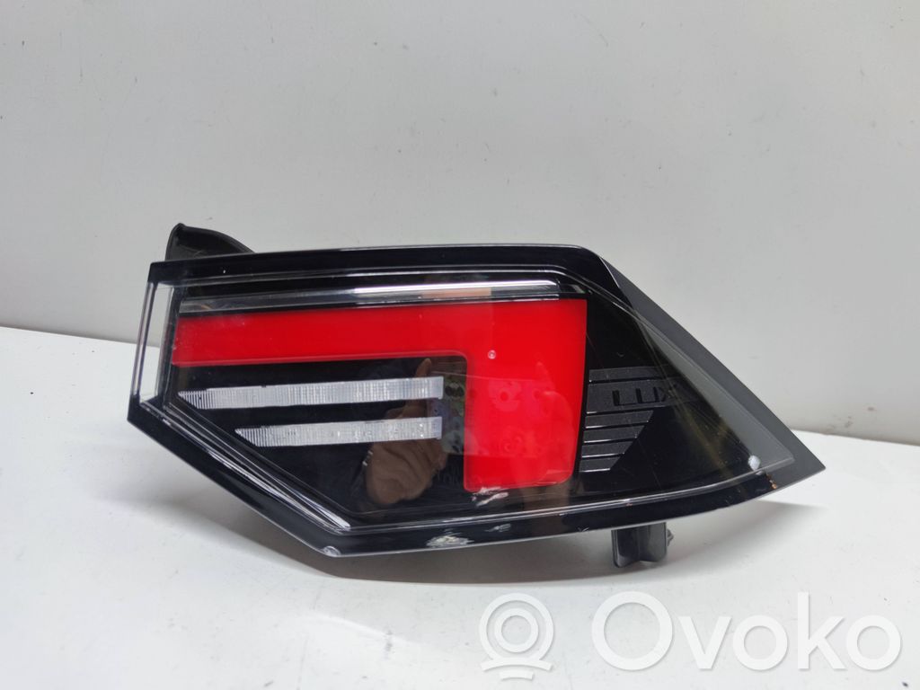 Opel Astra L Lampă spate în caroserie 