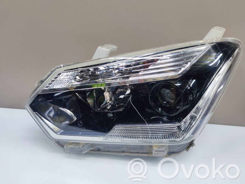 Isuzu D-Max Headlight/headlamp 