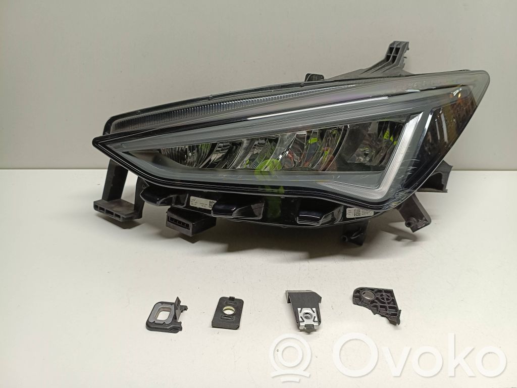 Cupra Born Scheinwerfer 