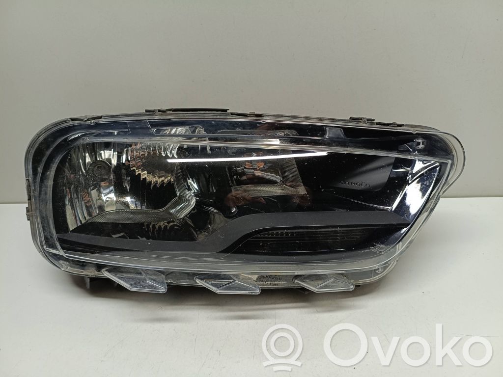 Citroen C4 Cactus Scheinwerfer 