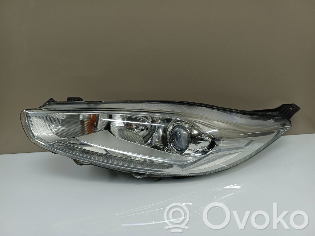 Ford Fiesta Scheinwerfer 