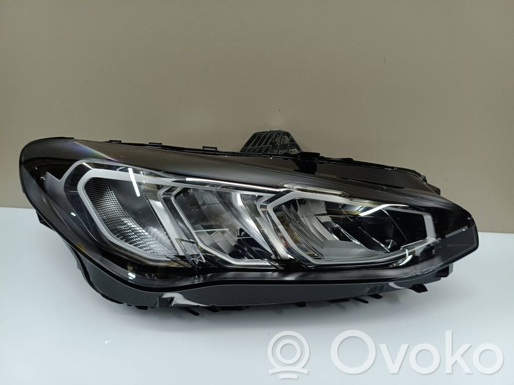 BMW 2 Active Tourer U06 Headlight/headlamp 