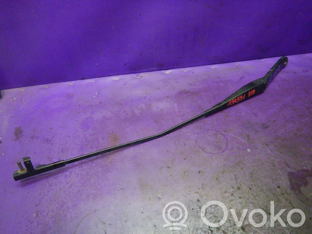 Wischerarm vorne   4M5117526CB,4M5117526CB