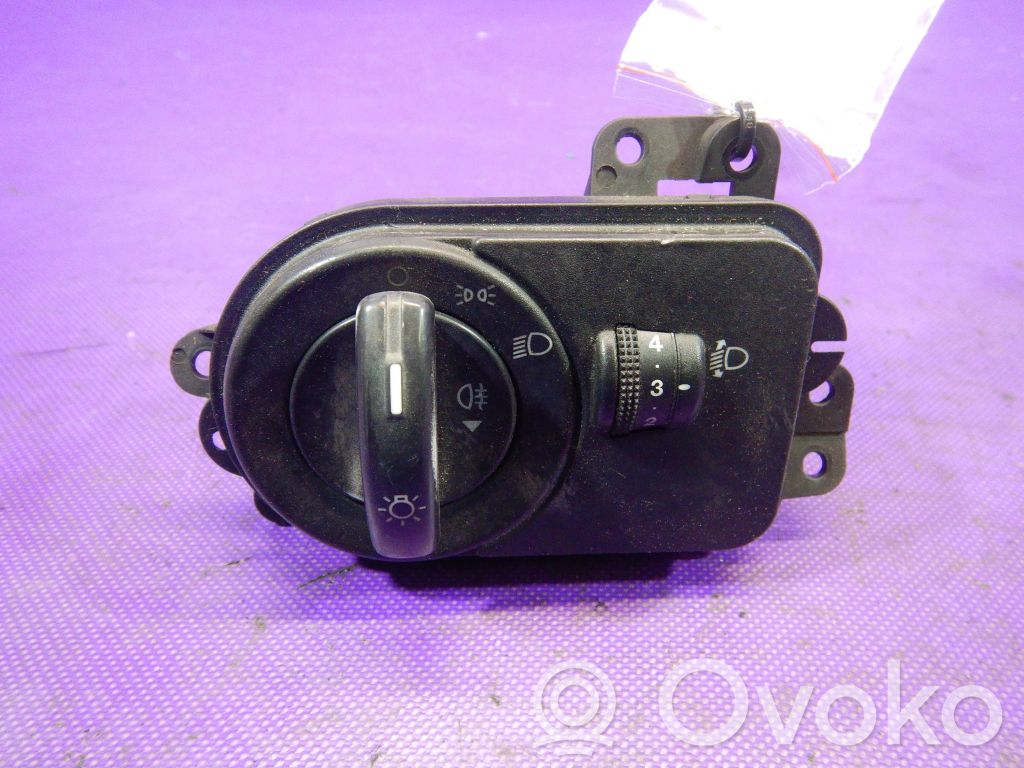 Ford Fusion Light switch 
