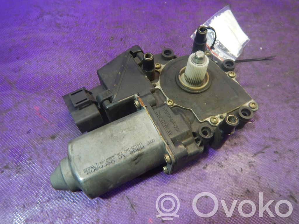 Audi A6 S6 C5 4B Motor del regulador de la ventanilla de la puerta delantera 