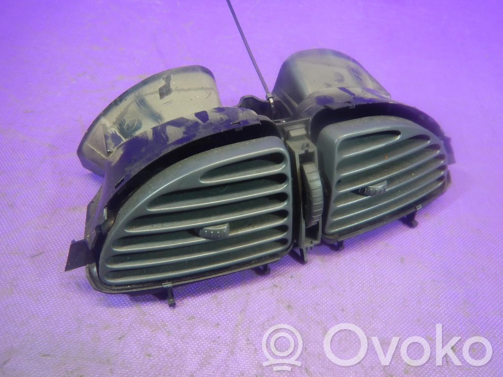Citroen C5 Dashboard air vent grill cover trim 