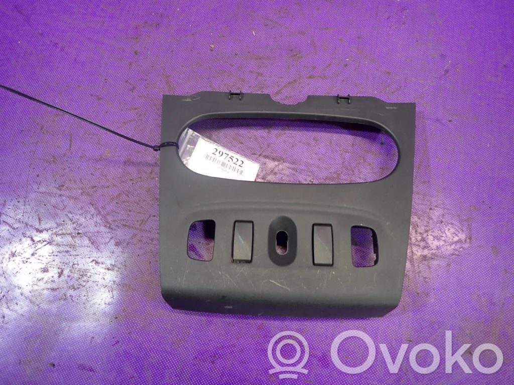 Dacia Sandero Moldura del panel (Usadas) 