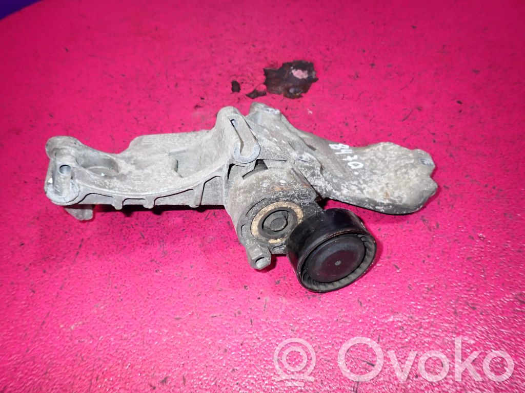 Renault Megane III Supporto del generatore/alternatore
