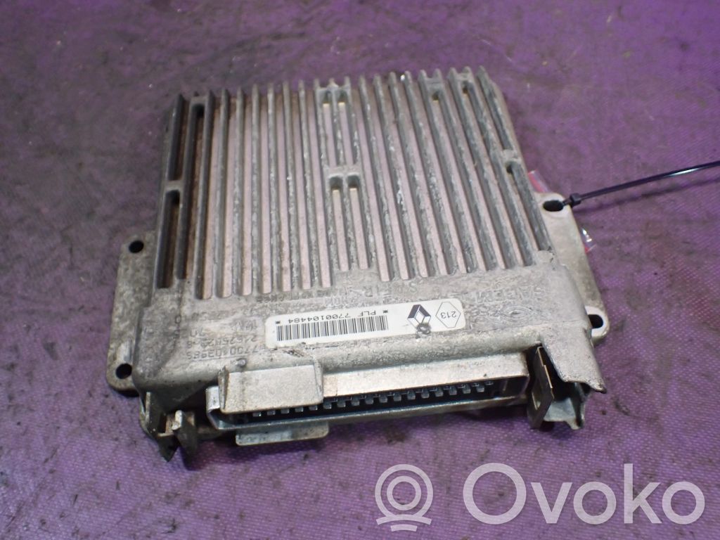 Renault Twingo I Engine control unit/module ECU 