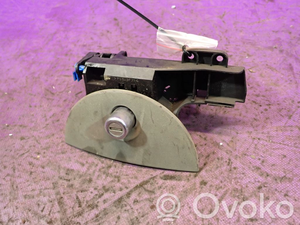 Tailgate/boot open switch button   905347785,905347785