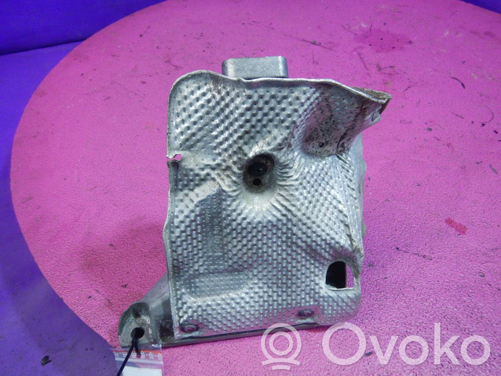 Engine mounting bracket   8D0199388G,8D0199388G