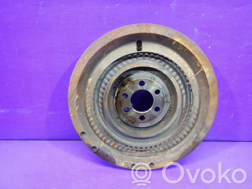 Volkswagen Polo Vauhtipyörä 