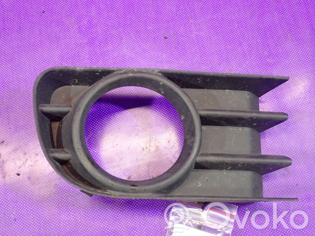 Renault Megane II Grilă inferioară bară față 