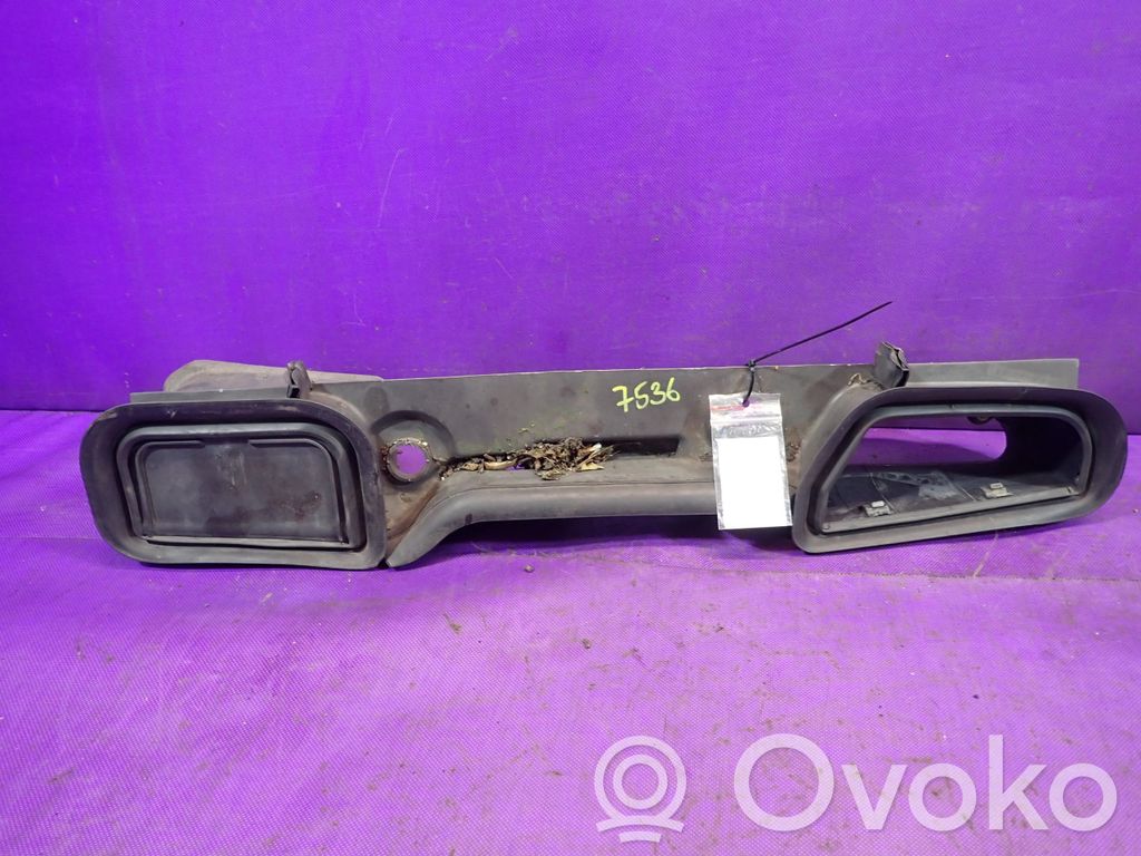 BMW 7 E38 Tube d'admission d'air 