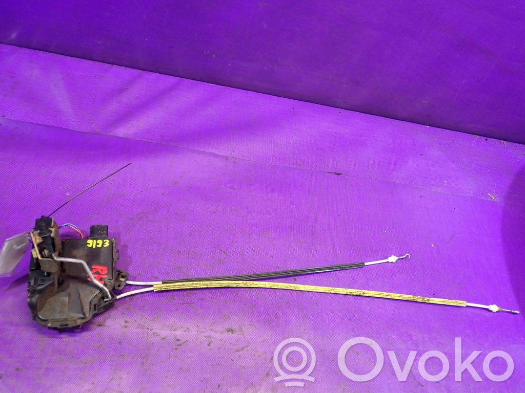 Audi A6 S6 C5 4B Cerradura de puerta trasera 