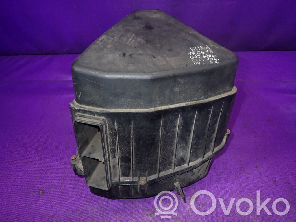 Audi A8 S8 D3 4E Air filter box 