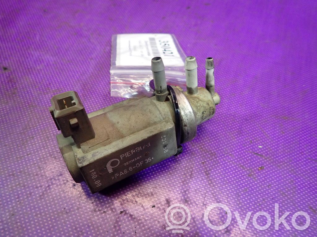 Audi A6 S6 C5 4B Válvula de vacío 