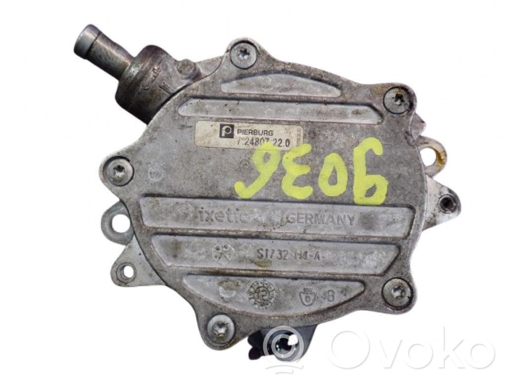 BMW X3 E83 Vacuum pump 