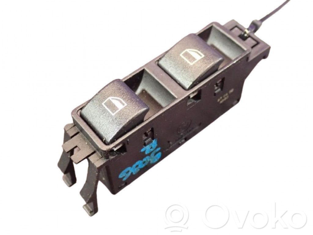 Interruptor de la ventanilla de ventilación   6902179,6902179