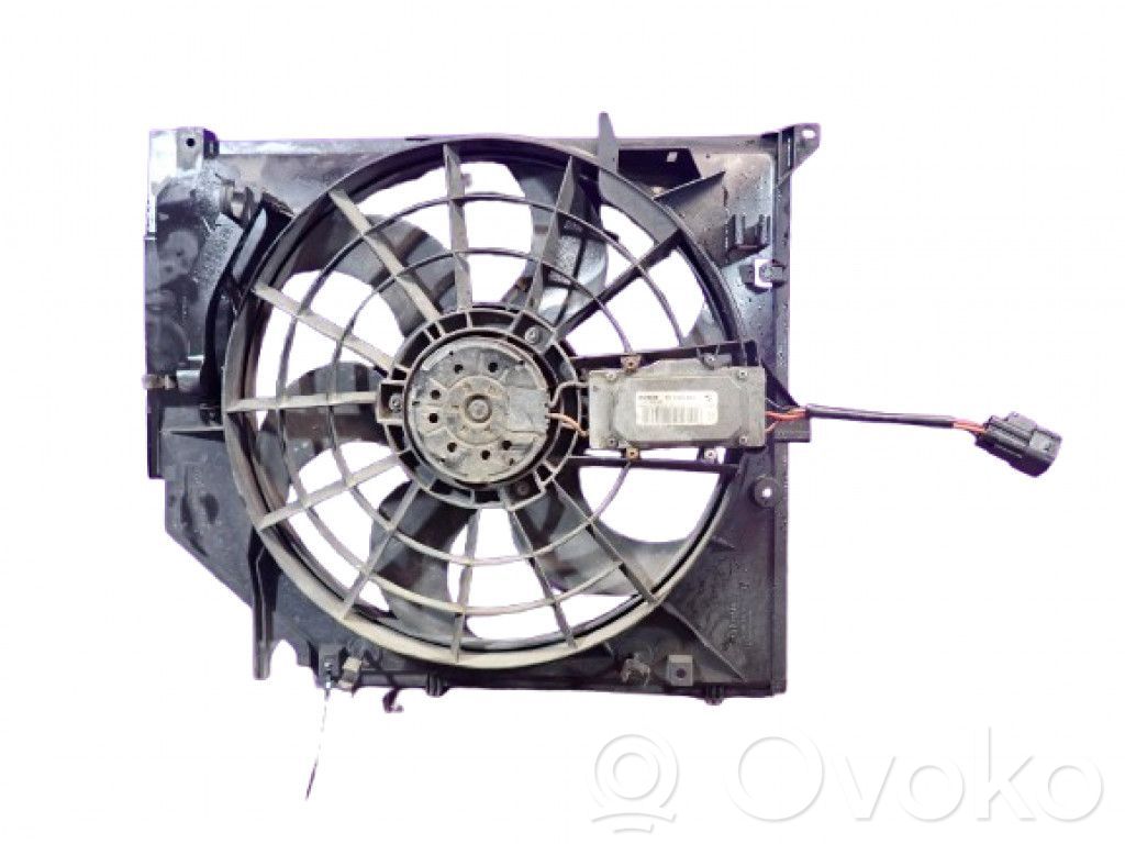BMW X3 E83 Ventilatoru komplekts 