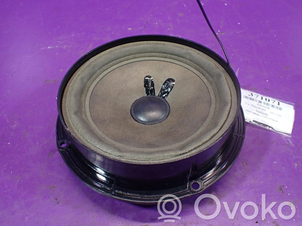Altavoz de la puerta delantera