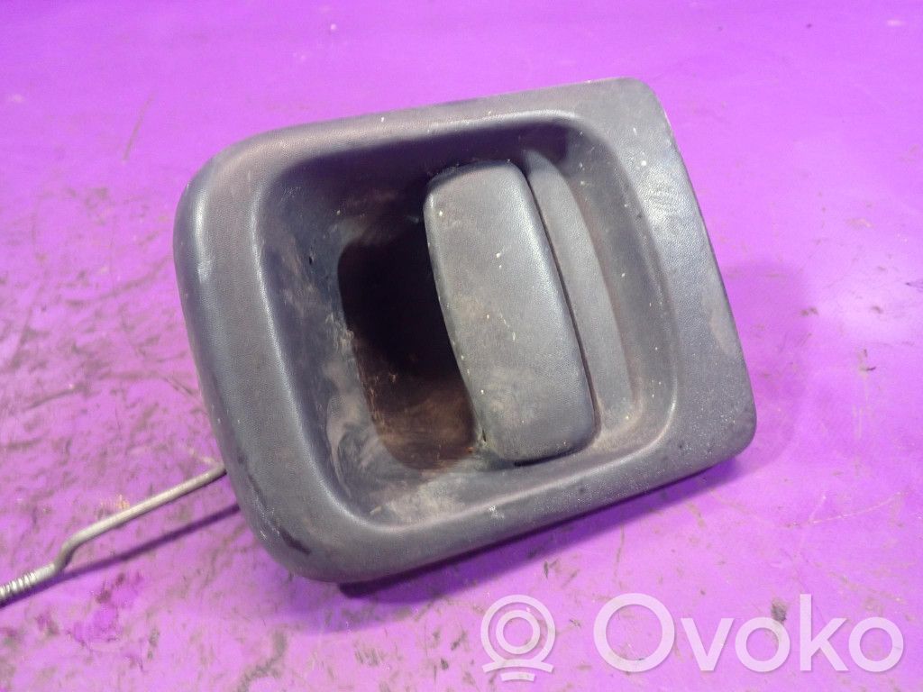 Manecilla externa puerta delantera