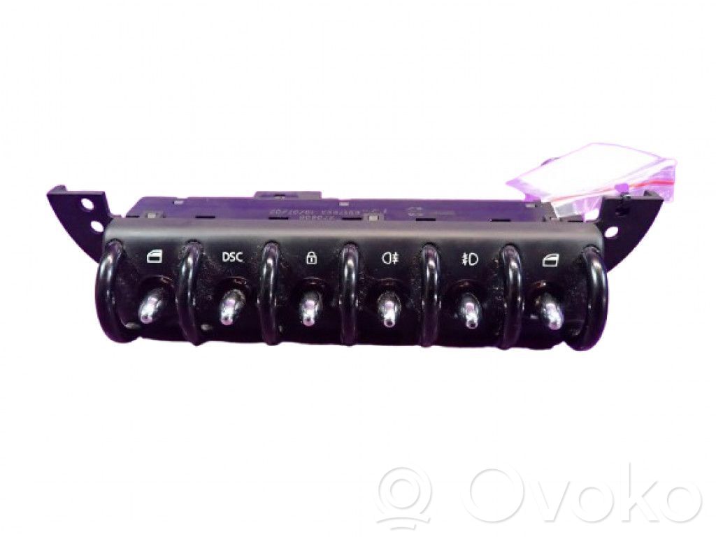 Mini One - Cooper R50 - 53 Quarter vent window switch 