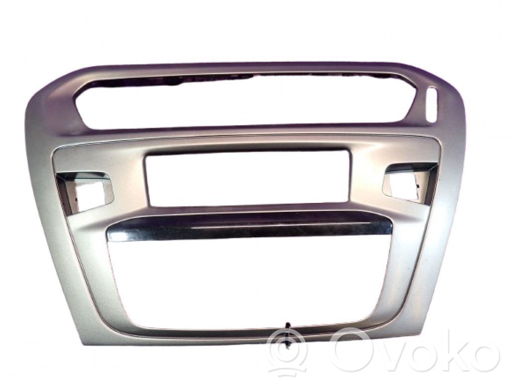 Peugeot 301 Moldura del panel (Usadas) 