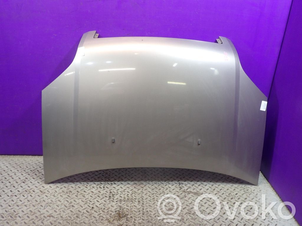 Couvercle, capot moteur