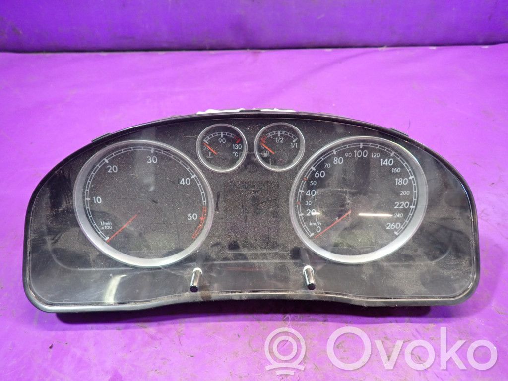 Volkswagen PASSAT B5.5 Vitezometru (grup de instrumente)