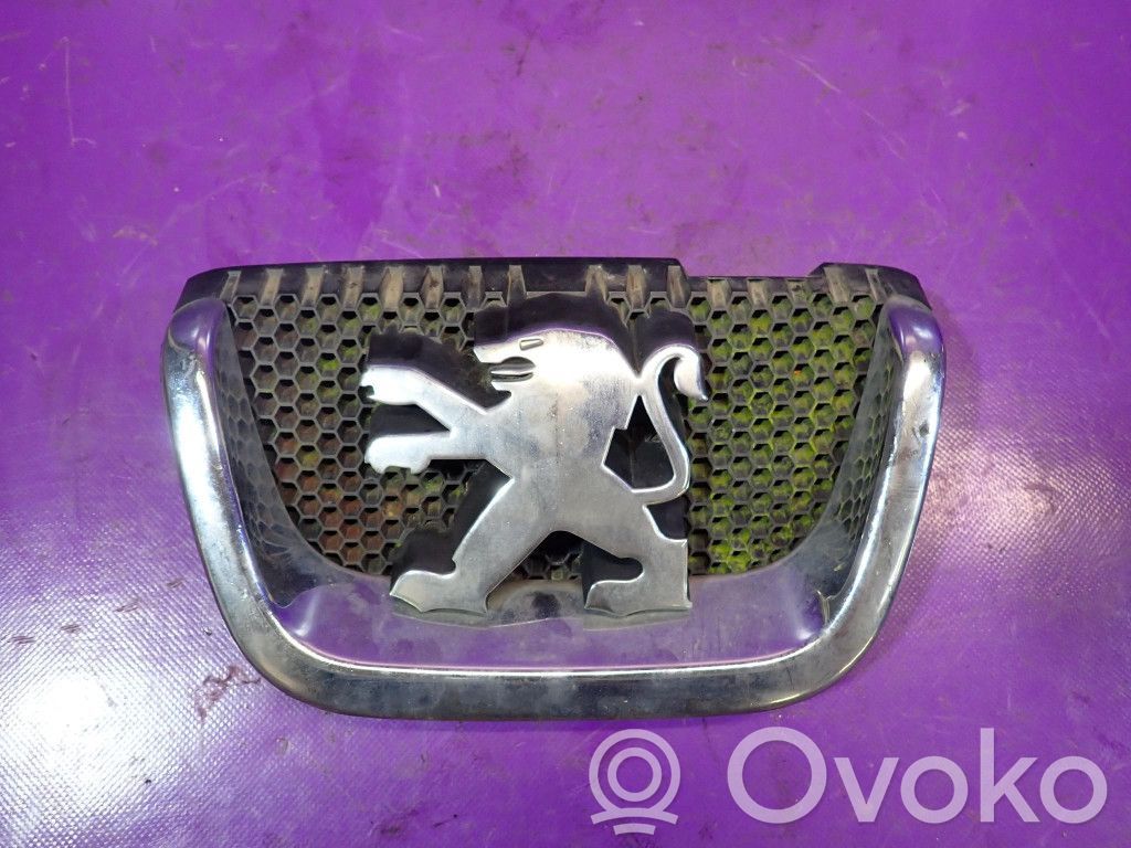 Peugeot 407 Atrapa chłodnicy / Grill 