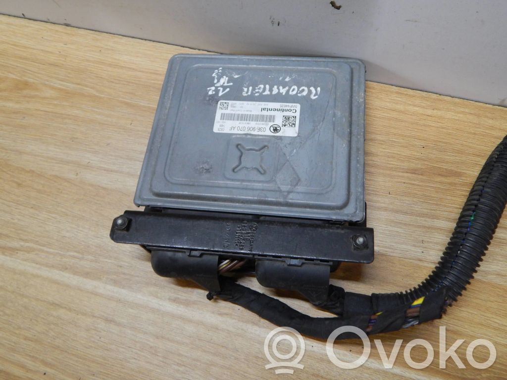 Skoda Roomster (5J) Engine control unit/module 