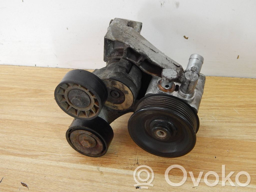 Iveco Daily 4th gen Ohjaustehostimen pumppu 