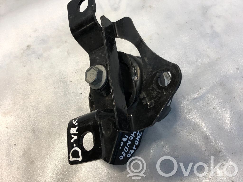 Engine mount bracket   DG936F012GC