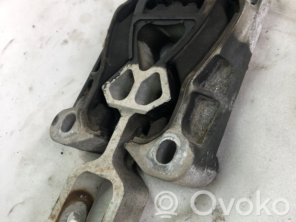 Ford Focus Moottorin kiinnikekorvake 