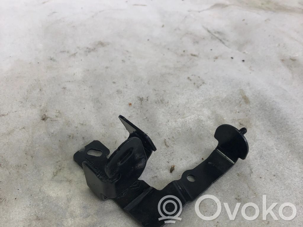 Nissan Juke II F16 Other engine bay part 