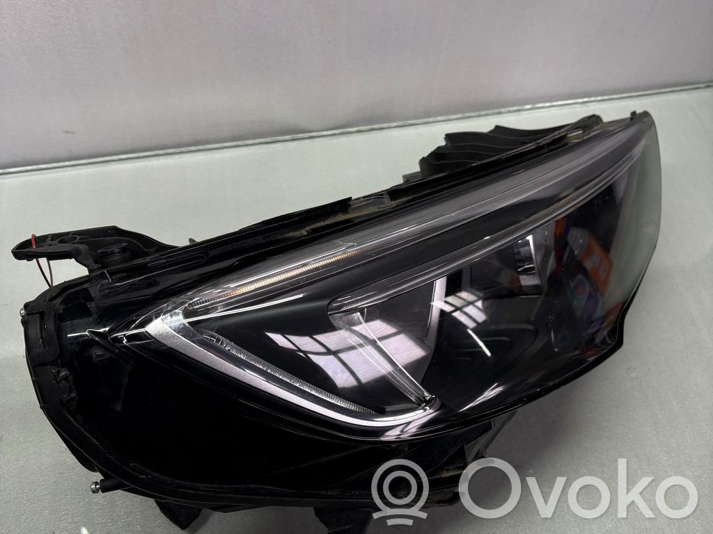 Opel Insignia B Scheinwerfer 