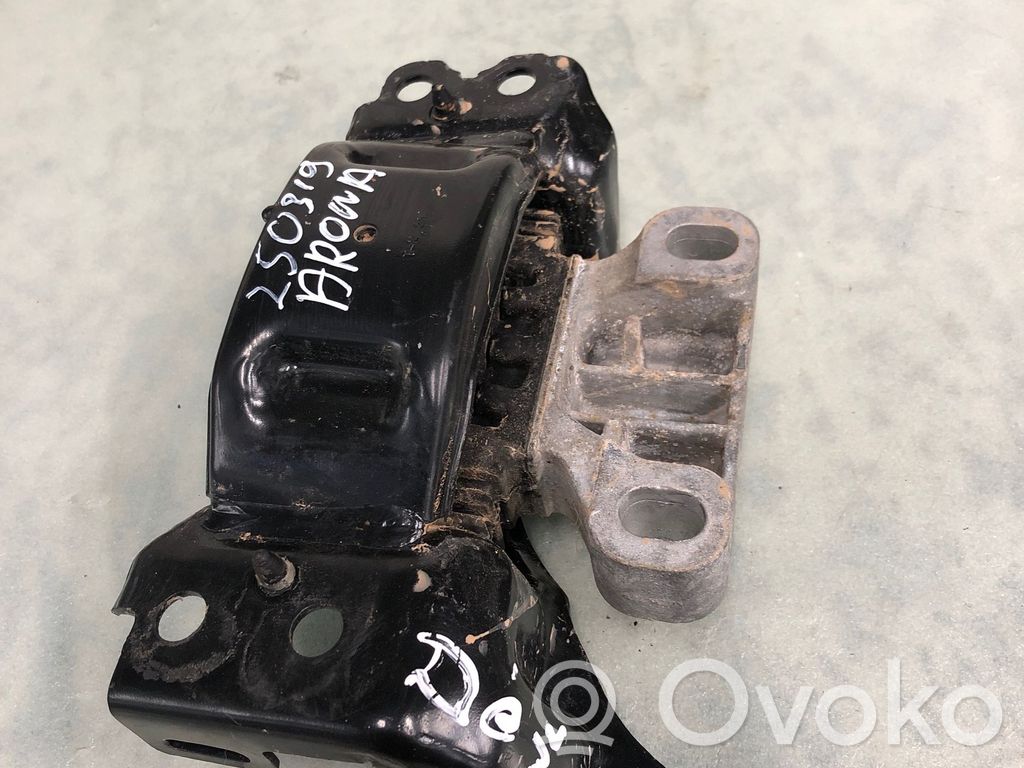 Seat Arona Gearbox mount 